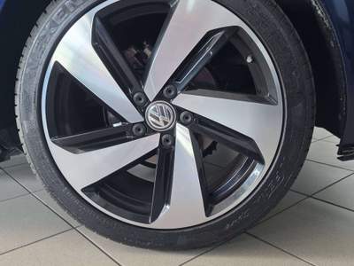 Volkswagen Golf Golf VII R LINE 1.6 TDI Blu/Azzurro usata Cernusco sul Naviglio