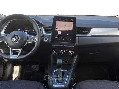 Renault Captur II 2019 1.6 E-Tech full hybrid Techno Auto 145cv Bianco usata Albignasego