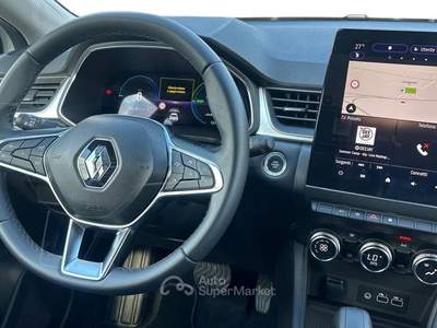 Renault Captur II 2019 1.6 E-Tech full hybrid Techno Auto 145cv Bianco usata Albignasego