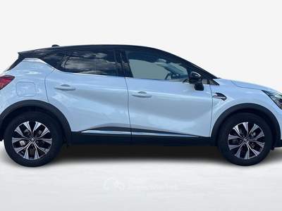 Renault Captur II 2019 1.6 E-Tech full hybrid Techno Auto 145cv Bianco usata Albignasego