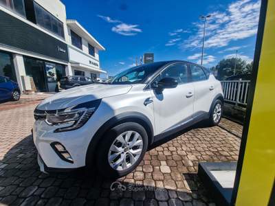 Renault Captur II 2019 1.5 BLUE DCI Bianco usata Mappano