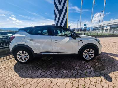 Renault Captur II 2019 1.5 BLUE DCI Bianco usata Mappano