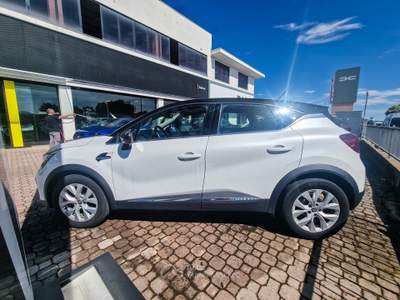 Renault Captur II 2019 1.5 BLUE DCI Bianco usata Mappano