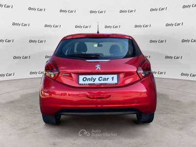 Peugeot 208 208 5p 1.2 puretech Active s&s 82cv neopatentati Rosso usata Comacchio