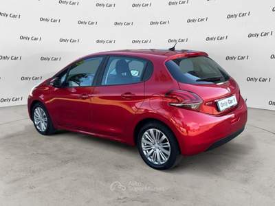 Peugeot 208 208 5p 1.2 puretech Active s&s 82cv neopatentati Rosso usata Comacchio