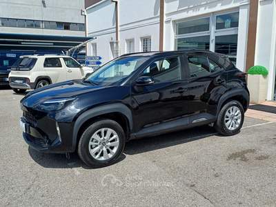 Toyota Yaris Cross 1.5H Active E-CVT Nero usata Veggiano