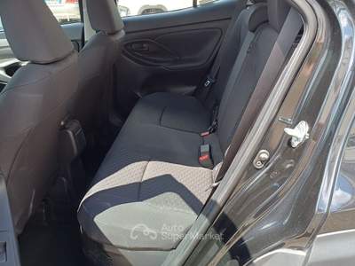 Toyota Yaris Cross 1.5H Active E-CVT Nero usata Veggiano