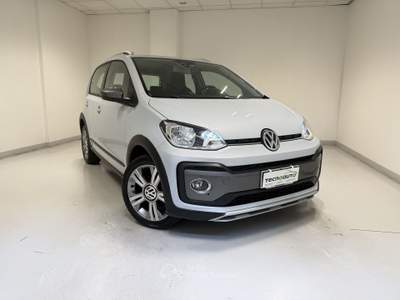 Volkswagen up! Up! 5Pt 1.0 Cross Up! 75CV ASG - Automatica Bianco usata Caravaggio