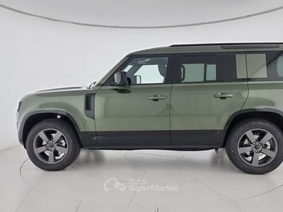 Land Rover Defender 110 3.0D I6 200 CV AWD Auto X-Dynamic SE Verde usata Reggio nell'Emilia