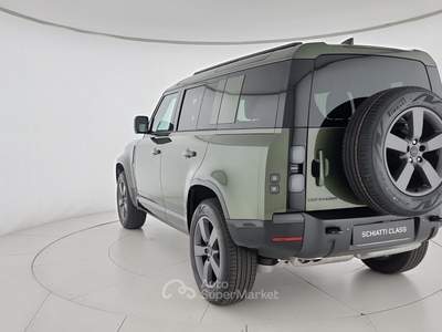 Land Rover Defender 110 3.0D I6 200 CV AWD Auto X-Dynamic SE Verde usata Reggio nell'Emilia