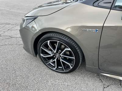 Toyota Corolla Corolla 2.0h Lounge cvt Grigio usata Rimini