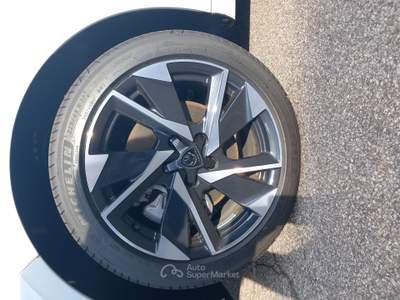 Peugeot 308 308 Hybrid 145 e-DCS6 Allure Bianco usata Rimini