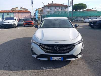 Peugeot 308 308 Hybrid 145 e-DCS6 Allure Bianco usata Rimini