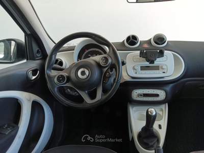 Smart ForFour 70 1.0 52kW passion Bianco usata Lucca