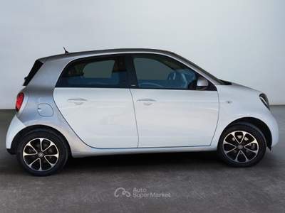 Smart ForFour 70 1.0 52kW passion Bianco usata Lucca