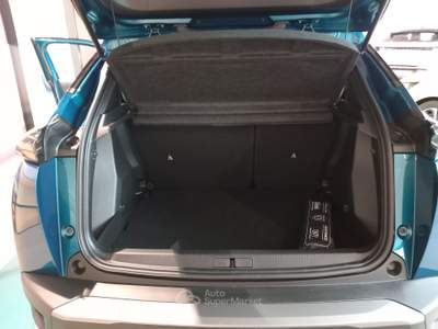 Peugeot 2008 2008 Hybrid 145 e-DCS6 Allure Blu/Azzurro usata Rimini