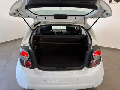 Chevrolet Aveo 1.3 D Eco Start/Stop 5p 95cv LTZ Bianco usata Caresanablot
