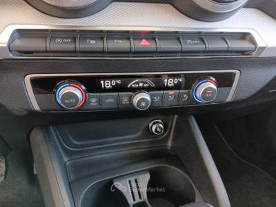 Audi Q2 1.5 35 TFSI S LINE ED S TRONIC Blu/Azzurro usata Lucca