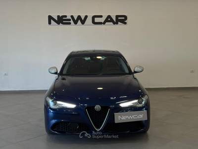 Alfa Romeo Giulia 2.2 Turbo AT8 150CV Super Blu/Azzurro usata Caresanablot