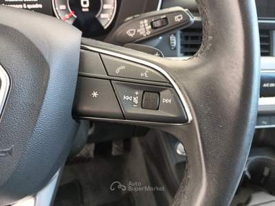 Audi A4 2.0 30 TDI Business Advanced S Tronic Bianco usata Lucca