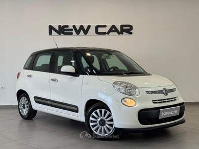 Fiat 500L 1.3 MultiJet Lounge 85cv Bianco usata Caresanablot Fiat 500L 1.3 MultiJet Lounge 85cv Bianco usata Caresanablot