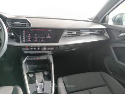 Audi A3 30 g-tron S tronic Business Grigio usata Lucca