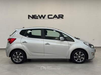 Hyundai ix20 1.4 CRDi 90cv App Mode Argento usata Caresanablot