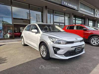 Kia Rio Rio IV 2021 1.0 t-gdi mhev Style 100cv imt Argento usata Massa