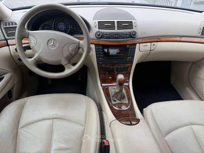 Mercedes-Benz Classe E Berlina cdi Elegance Blu/Azzurro usata Lallio
