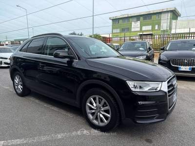 Audi Q3 2.0 tdi 120cv s-tronic Nero usata Lallio