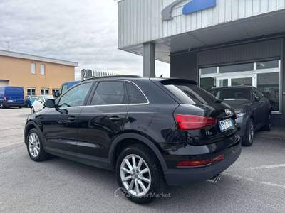 Audi Q3 2.0 tdi 120cv s-tronic Nero usata Lallio