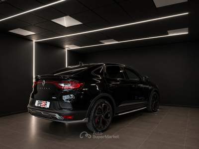 Renault Arkana 1.6 E-Tech full hybrid R.S. Line 145cv Nero usata Crema