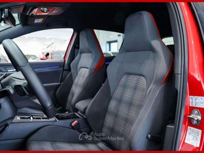 Volkswagen Golf 2.0 TSI DSG GTI Rosso usata Vergiate