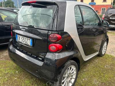Smart ForTwo Fortwo 1.0 mhd Pure 71cv FL Nero usata BRESCIA