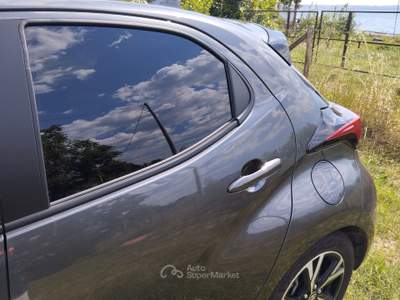 Toyota Yaris Tenuta sempre nel box, unico proprietario non fumatore Grigio usata Campagnano di Roma