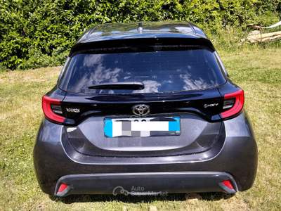 Toyota Yaris Tenuta sempre nel box, unico proprietario non fumatore Grigio usata Campagnano di Roma