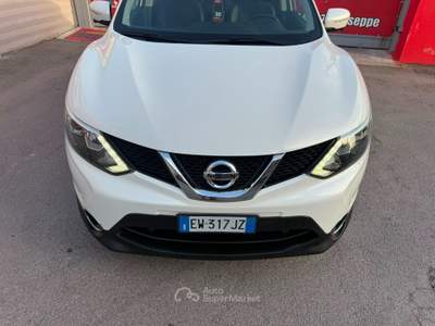 Nissan Qashqai 110cv Tekna - 2014 Bianco usata Giugliano in Campania