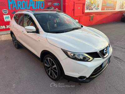 Nissan Qashqai 110cv Tekna - 2014 Bianco usata Giugliano in Campania