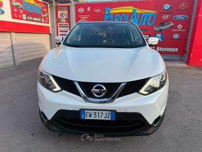 Nissan Qashqai 110cv Tekna - 2014 Bianco usata Giugliano in Campania