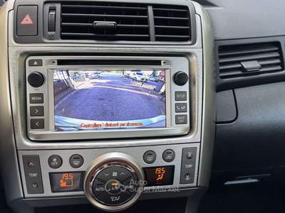 Toyota Verso 2.0D LUXURY c/navi . 7posti 126CV KM 119.000. Argento usata Lesmo