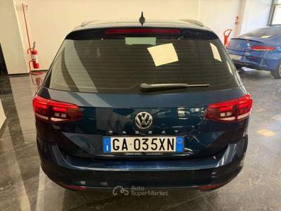 Volkswagen Passat 1.6 TDI SCR DSG Business BMT Blu/Azzurro usata Villa Carcina