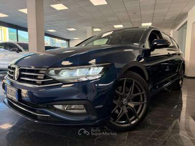 Volkswagen Passat 1.6 TDI SCR DSG Business BMT Blu/Azzurro usata Villa Carcina