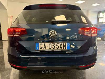 Volkswagen Passat 1.6 TDI SCR DSG Business BMT Blu/Azzurro usata Villa Carcina
