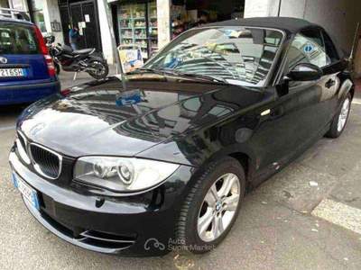 BMW Serie 1 120d 120 Cabrio 120d Cabrio Futura automatica navigatore Nero usata Milano