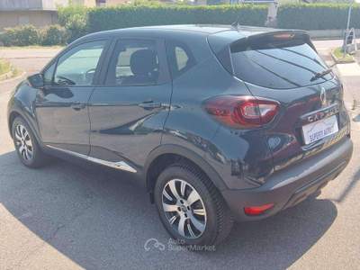 Renault Captur Captur  0.9 tce Business 90cv Blu/Azzurro usata Dello