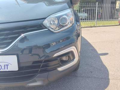 Renault Captur Captur  0.9 tce Business 90cv Blu/Azzurro usata Dello