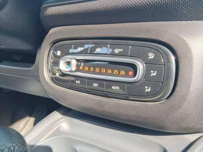 Smart ForTwo Fortwo III 2015 1.0 Youngster 71cv twinamic my18 Bianco usata Dello