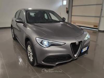 Alfa Romeo Stelvio ALFA STELVIO 2.2 T BUSINESS Q4 190CV AUTO Stelvio 2.2 t Business Q4 190cv auto Argento usata Roma