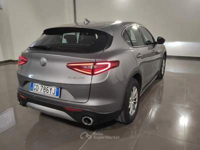 Alfa Romeo Stelvio ALFA STELVIO 2.2 T BUSINESS Q4 190CV AUTO Stelvio 2.2 t Business Q4 190cv auto Argento usata Roma
