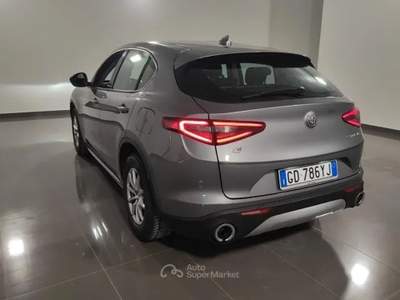 Alfa Romeo Stelvio ALFA STELVIO 2.2 T BUSINESS Q4 190CV AUTO Stelvio 2.2 t Business Q4 190cv auto Argento usata Roma